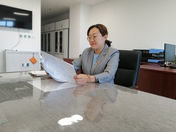 01工作照-1 01工作照-1