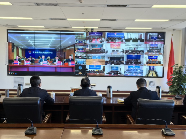 会议现场1_调整大小 会议现场1_调整大小